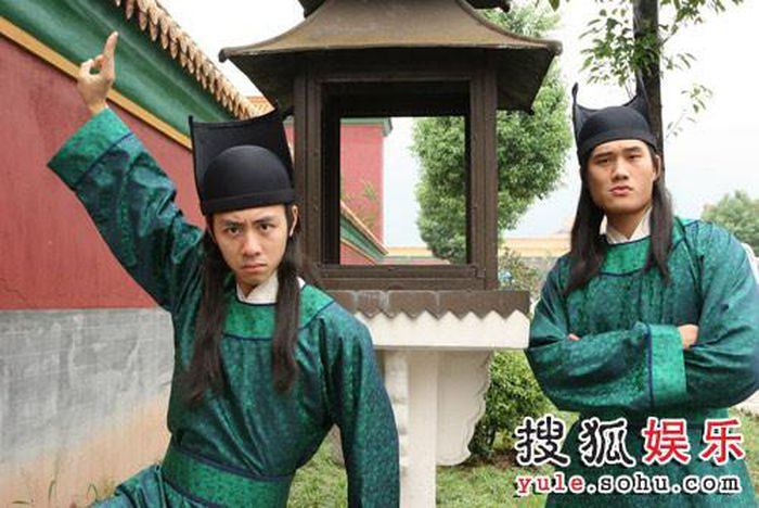 ời chia sẻ của Susan Wojcicki đã khiến mọi người không khỏi bất ngờ và đổ xô đi xem lại đoạn clip mà bà nói. Video ghi lại hình ảnh hai nam sinh Trung Quốc mặc đồng phục thể thao, hát nhép theo ca khúc As Long As You Love Me của Backstreet Boys với biểu cảm hài hước, tự nhiên trong căn phòng ký túc xá.