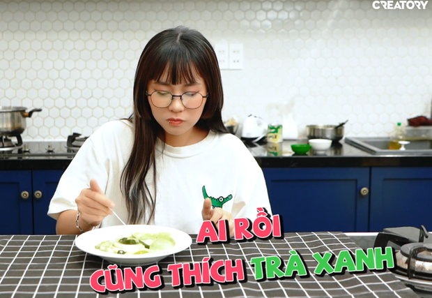 Clip này đăng tải nhận về nhiều lượt xem nhưng cũng không ít bình luận chỉ trích rằng MisThy đang cố tình đua theo trend "trà xanh". Mặc dù không chỉ đích danh ai thế nhưng cư dân mạng cho rằng cô đang cố ý cà khịa Sơn Tùng và Hải Tú.