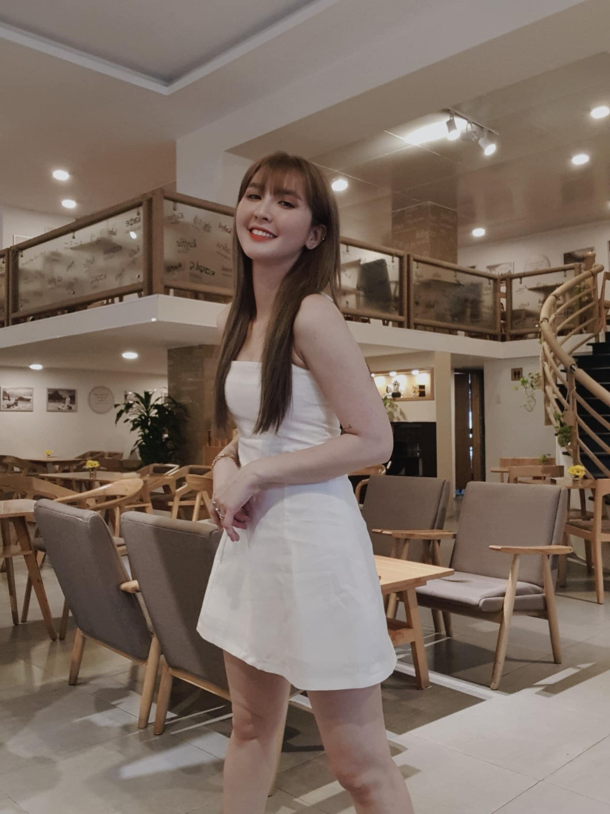 Những hình ảnh mới nhất của Ngân Sát Thủ trên Facebook cho thấy một nữ streamer độc thân xinh đẹp. Ảnh: FBNV