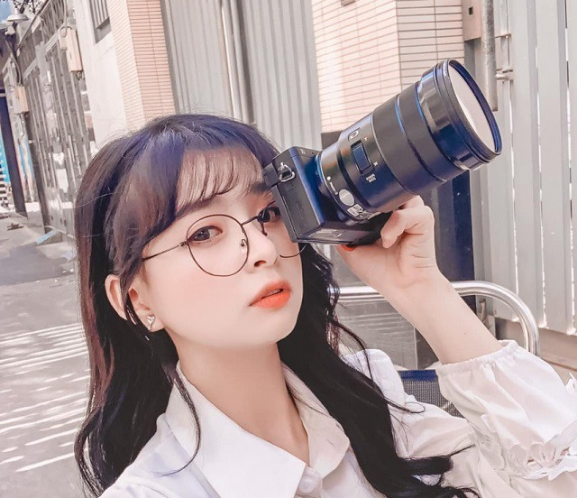 Dù là 1 cú sốc khá lớn nhưng có thể thấy cô nàng streamer này đã giải quyết nhanh gọn và dũng cảm đối mặt với nó để sớm quay lại cuộc sống bình thường.