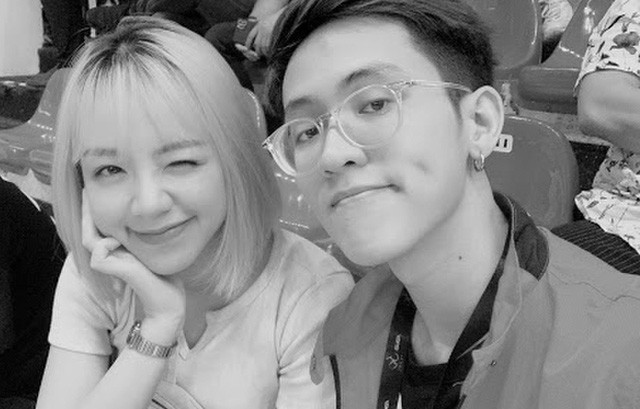 Chuyện tình của streamer Hà Tiều Phu và bạn gái H.T.H khá đặc biệt khi có sự xuất hiện của người thứ 3 chen ngang.