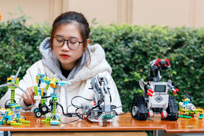 Bên cạnh đó, những tác phẩm dự thi khác mang tính ứng dụng cao, vì một môi trường xanh cũng gây được sự chú ý.