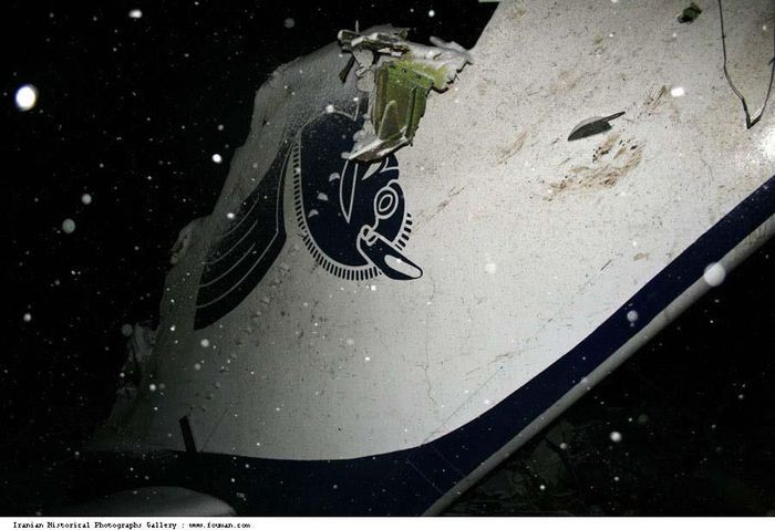 Ngày 9/1/2011: Chiếc máy bay Boeing 727 của Iran Air đã bị rơi gần thành phố Orumiyeh, làm 77 người thiệt mang trong tổng số của 105 hành khách và phi hành đoàn.