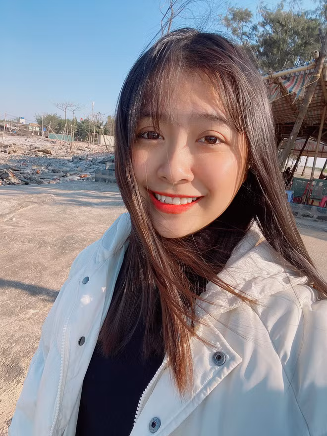 Milona là bóng hồng quen mặt của làng LMHT. Nữ streamer được yêu mến nhờ kỹ năng chơi game chẳng thua kém đồng nghiệp nam nào.