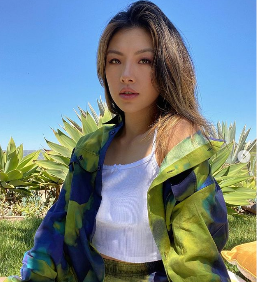 Nhan sắc rạng rỡ ở tuổi 19 của tay golf chuyên nghiệp người Trung Quốc.