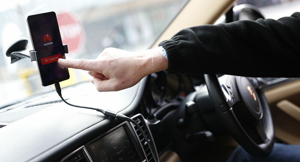 Đoạn đường này có các xe buýt không người lái vận hành, bên cạnh đó là tính năng thông minh dành cho các tài xế.