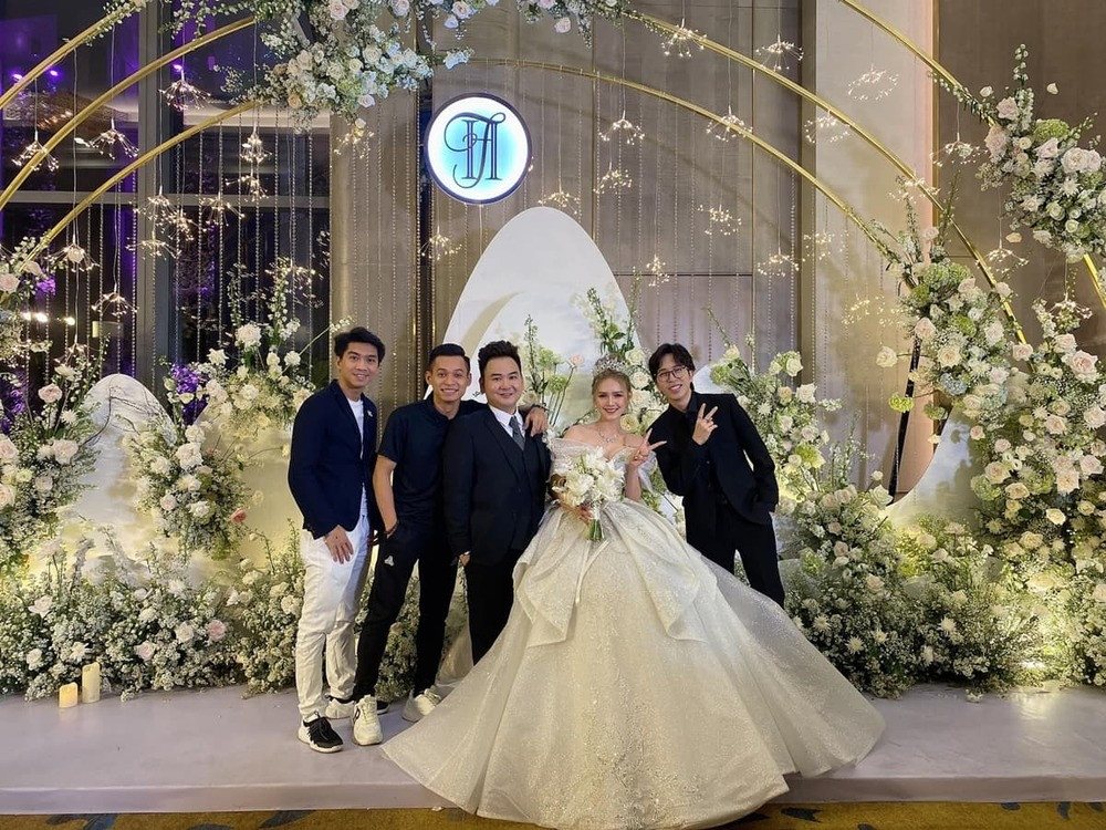 Streamer Xemesis (Hiếu Nghiêm) là một trong 4 chàng trai của nhóm Tứ hoàng streamer bao gồm Độ Mixi, PewPew, Viruss được mọi người vô cùng yêu thích và ủng hộ.