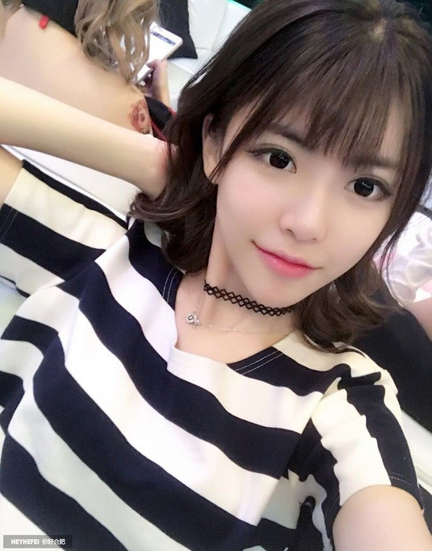 Cô thường xuyên chia sẻ nhiều hình ảnh trên trang cá nhân.