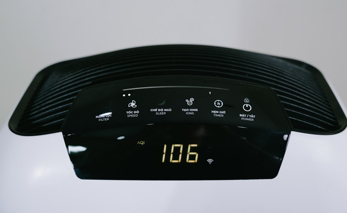 Máy sử dụng ngôn ngữ tiếng Việt, thân thiện với người dùng.