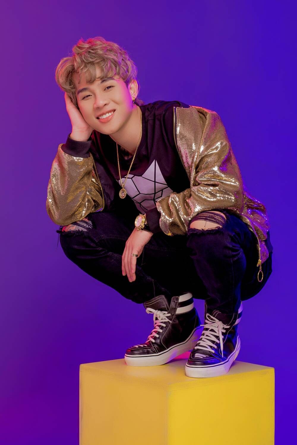 Nếu Bà Tân Vlog gây ấn tượng khi đạt Nút Vàng chỉ trong 1 tháng, thì kênh YouTube của Jack lại càng khủng hơn đạt Nút Vàng nhanh kỷ lục chỉ trong 1 tuần với 2 video.