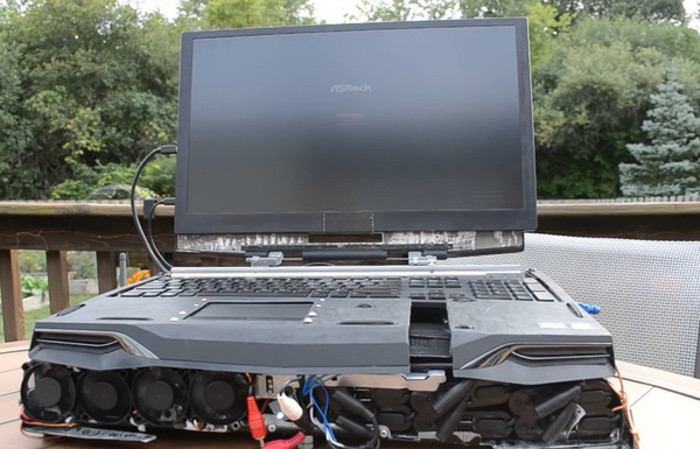 Theo Jeff, nó có thể cân hết mọi thể loại đa tác vụ, từ game AAA cho đến các phần mềm làm việc nặng nhất hiện nay.