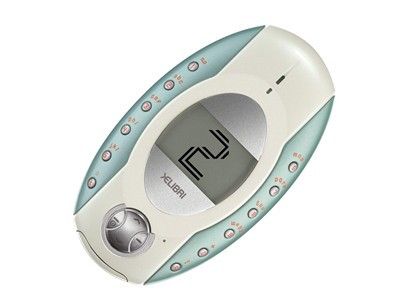 Xelibri 2 của Siemens khiến chúng ta nhớ tới máy nuôi gà ảo Tamagotchi. Chiếc điện thoại có màn hình nhỏ ở giữa với các phím bố trí dọc ở hai bên trái phải của màn hình, điều khiến bất cứ ai cũng phải nhăn mặt khi dùng. Thiết kế này độc đáo nhưng nó cũng xấu xí, kỳ quái và khó sử dụng.