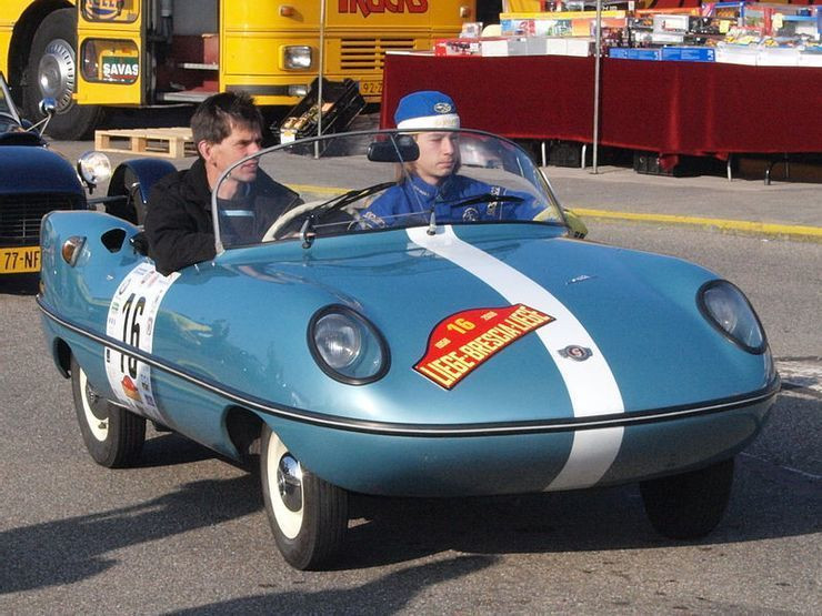 chiếc Goggomobil Dart mặc dù hạn chế công suất nhưng nhờ có kiểu dáng dễ thương và khả năng tiết kiệm nhiên liệu nên chiếc xe vẫn được ưa chuộng.