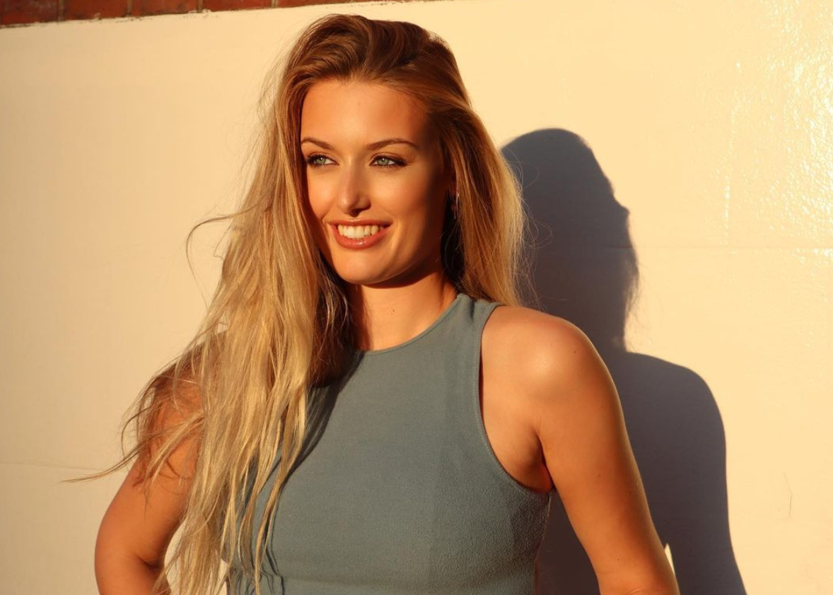 Bella Angel là một trong những cái tên hot nhất của làng golf nữ.