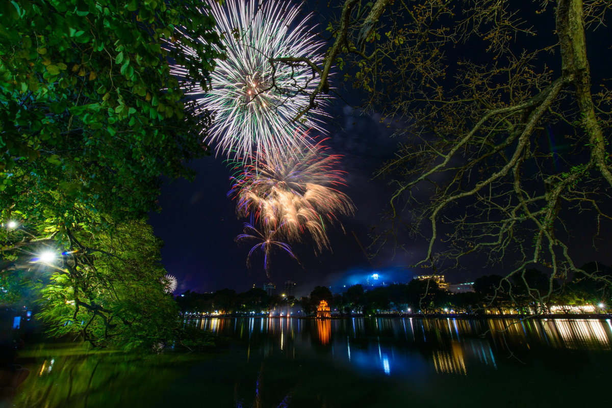 CEO Nguyen Tu Quang up mo ve che do AI sNight moi tren Bphone-Hinh-5