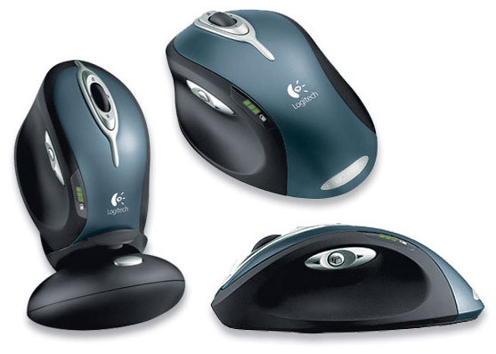 Logitech giới thiệu con chuột laser ( chuột logitech - chuột laser ) đầu tiên trên thế giới vào năm 2004, với ý đồ thay thế hoàn toàn ánh đèn LED bên trong chuột quang . Tia laser giúp tăng độ nhạy của vi cảm biến trước chuyển động của tay và tạo ra phản ứng nhanh hơn trên màn hình.