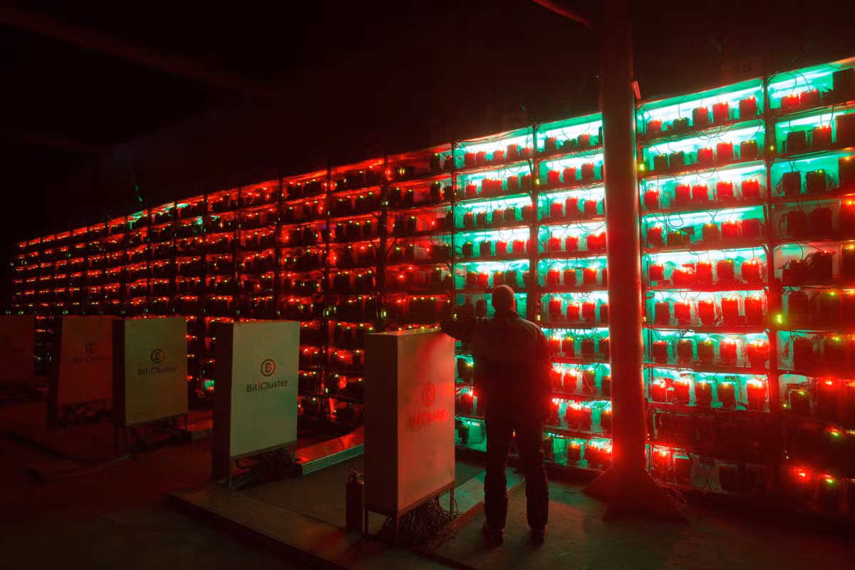 Mặc dù Norilsk Nickel hoàn toàn tách biệt với trung tâm dữ liệu của BitCluster nhưng họ chính là đơn vị cấp điện cho các hoạt động khai tác tiền điện tử.