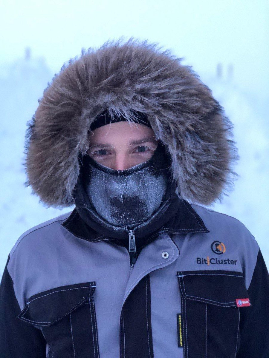 Đại diện BitCluster chia sẻ: "Nơi này là lựa chọn hoàn hảo cho việc đào tiền số vì nó lạnh và nguồn cấp điện không liên quan đến bất cứ khu vực nào của mạng lưới điện nước Nga".