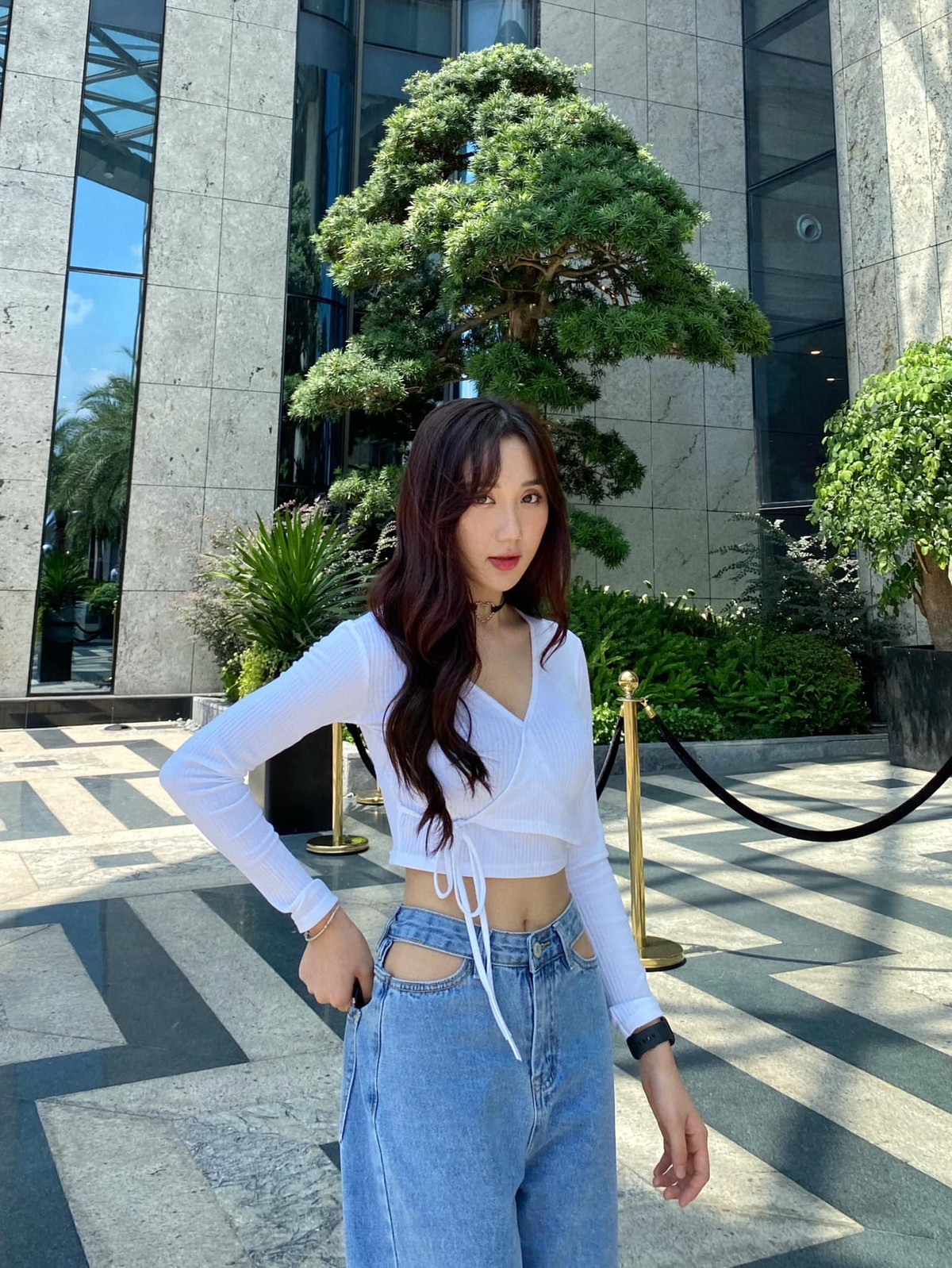 Cùng với sự nổi tiếng, Mina Young cũng dính khá nhiều thị phi.