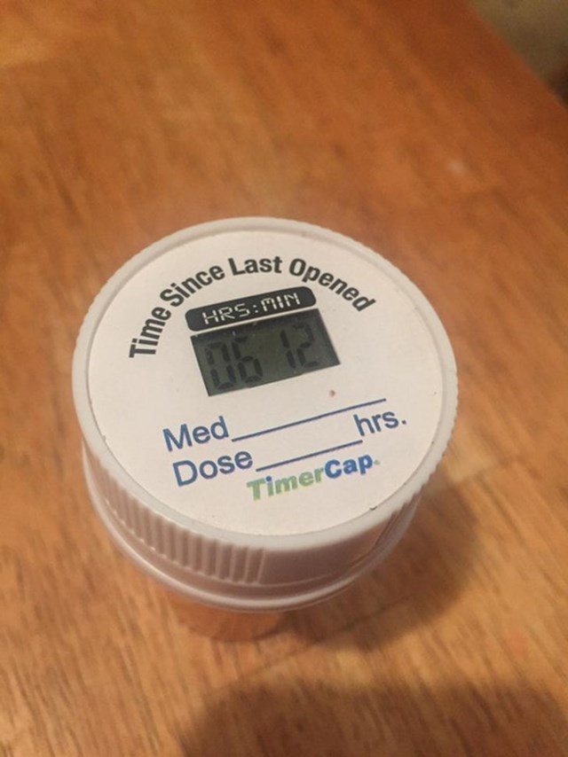 Nắp lọ thuốc này cho bạn biết lần cuối cùng bạn mở nó.