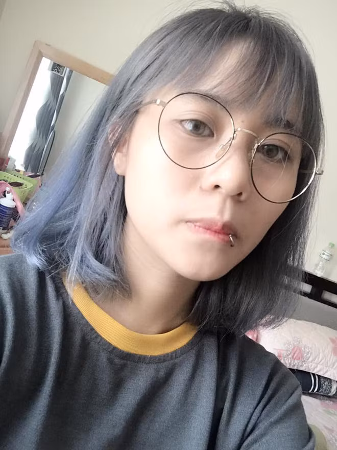 Nữ streamer không chỉ nổi tiếng mà còn dẫn đầu xu hướng trong trang phục, kiểu tóc, tiêu biểu phải kể đến là MisThy.