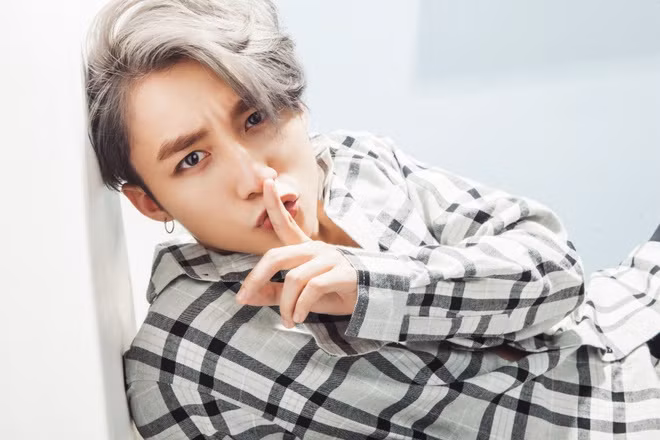 Thu nhập từ Youtube của Sơn Tùng dao động từ 186 nghìn - 3 triệu USD mỗi năm (khoảng 4,2 - 69 tỷ đồng).