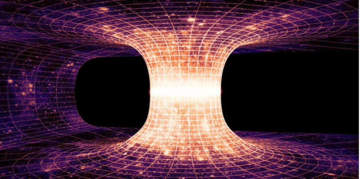 Thay vì chuyển động thẳng đều, đường thẳng là đường ngắn nhất, di chuyển bằng cách gập đôi, co kéo không gian lại được cho là cách để di chuyển với thời gian ngắn hơn trên cùng một đoạn đường với chiều dài bằng nhau.