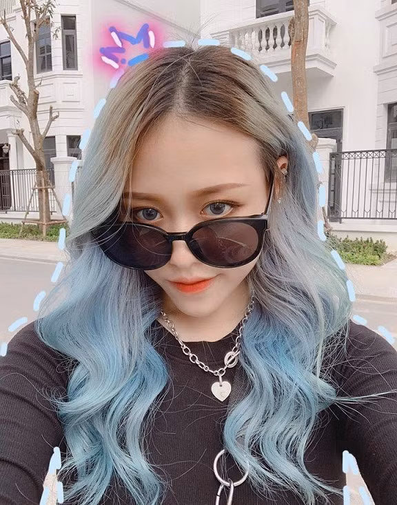 Đứng vị trí thứ 2 là nữ TikToker Trà Đặng, cô nàng là một trong những cô nàng nổi tiếng bậc nhất trên TikTok hiện nay với hơn 12 triệu lượt followers.