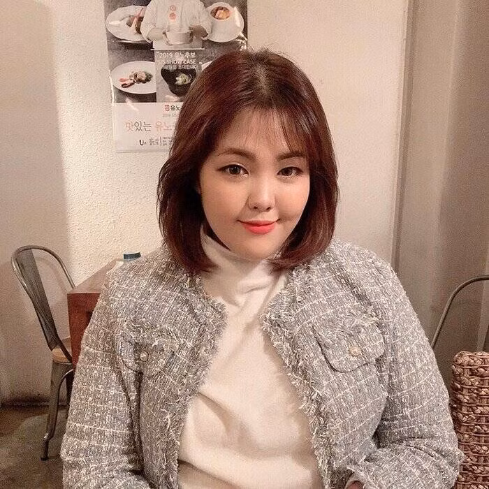 Đặc biệt, cho dù giảm cân thì cô nàng vẫn giữ nguyên biểu cảm hài hước, đáng yêu của mình.