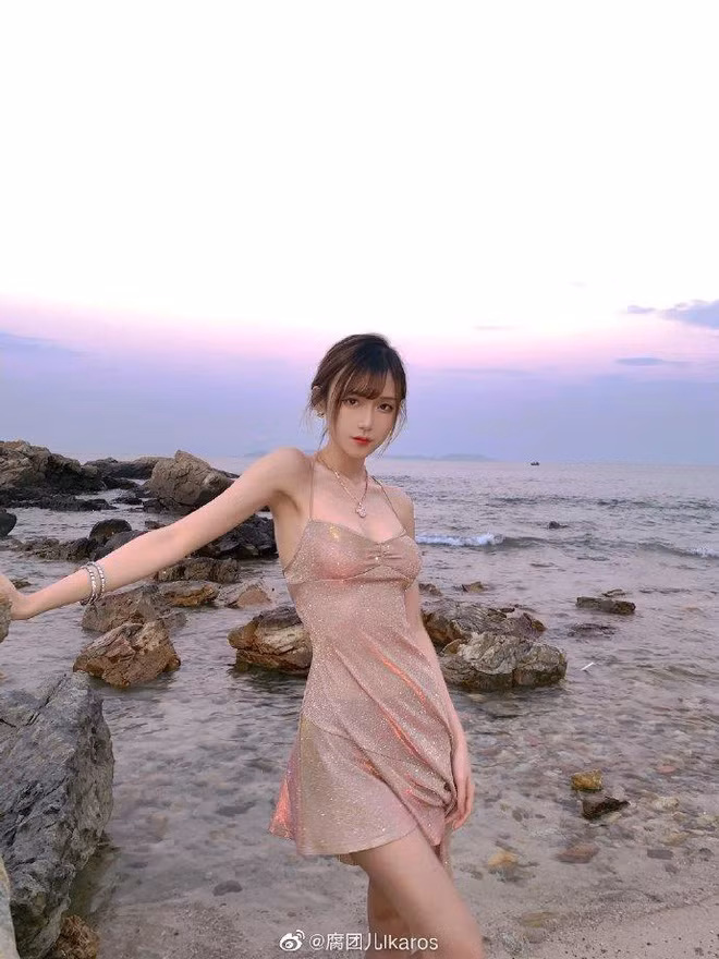 Nhờ ngoại hình quyến rũ cùng tính cách đáng yêu của mình, Đoàn Đoàn đã chiếm được trái tim của nhiều người hâm mộ.