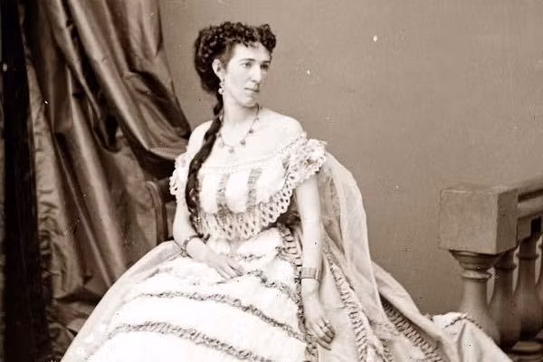 Isabella Boyd là một nữ điệp viên nổi tiếng hoạt động trong cuộc Nội chiến Mỹ. Năm 1862, Isabella đã bị bắt giữ và ngồi tù một tháng. Sau khi được phóng thích, bà tới Anh. Bà qua đời năm 1900.