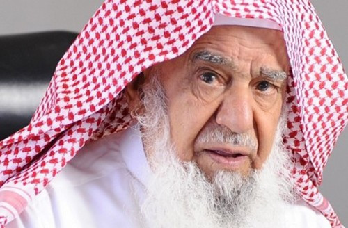 Sulaiman bin Abdul Aziz Al Rajhi là nhà sáng lập quỹ từ thiện Sulaiman bin Abdul Aziz Al Rajhi chuyên hỗ trợ giáo dục, chăm sóc sức khỏe, tôn giáo,... Ông cam kết sẽ hiến tặng hầu hết tài sản của mình làm từ thiện. Số tiền mà ông đã quyên góp là 590 triệu USD.
