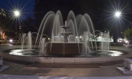 Ở hầu hết các tòa nhà, công viên, địa điểm công cộng ở nước Mỹ đều có ít nhất một đài phun nước.