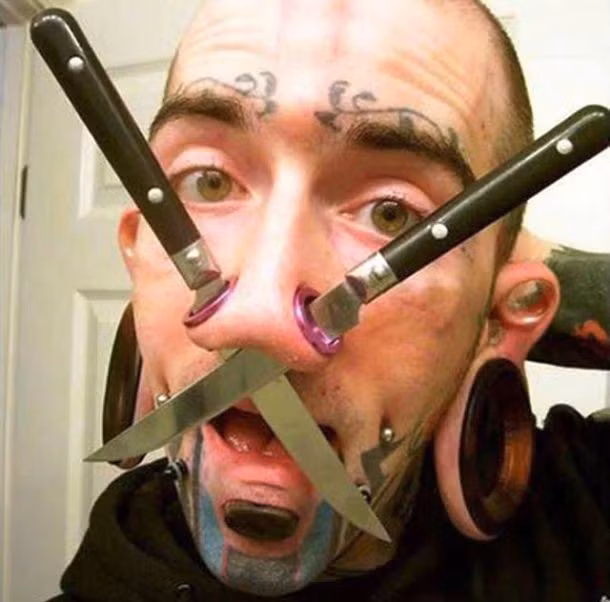 Bức ảnh chắc hẳn khiến không ít người xem phải sởn gai ốc.