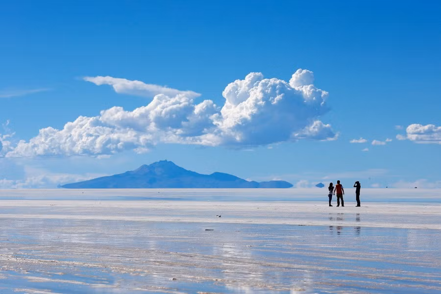 Bức ảnh chụp tại cánh đồng muối lớn nhất thế giới Salar de Uyuni ở Bolivia.