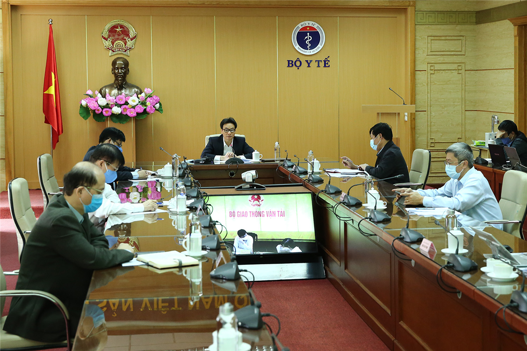 Vi sao BCD Quoc gia kien nghi Thu tuong tiep tuc thuc hien “cach ly xa hoi”?