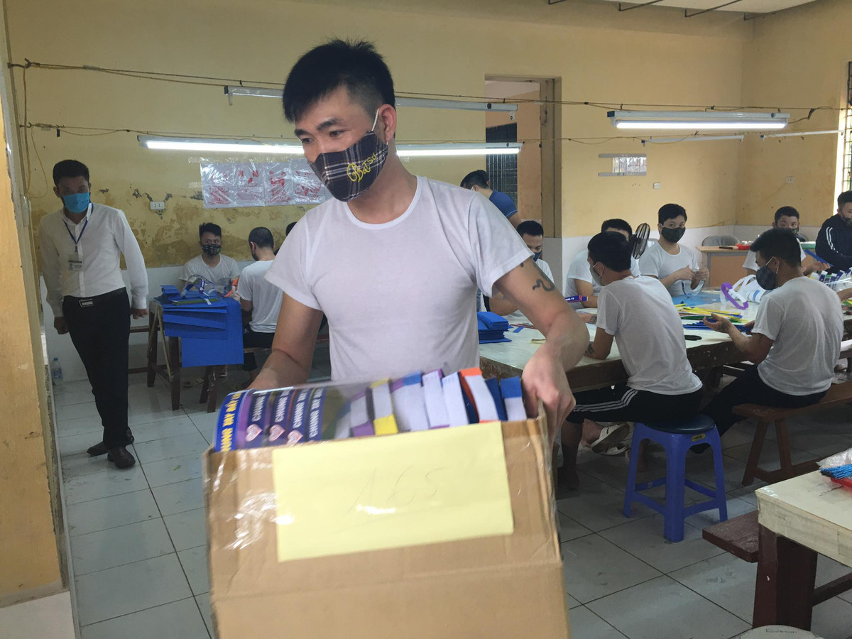 Nhửng sản phẩm khi hoàn thiện được đóng hộp cẩn thận.