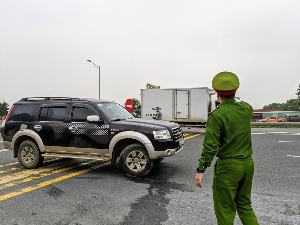 2/4: Hai Phong kiem soat theo tinh than “tinh nao phai o yen tinh do”