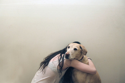 Thậm chí, còn có cả những trường hợp một số bạn trẻ bộc lộ sự căm ghét, coi thường những người ăn thịt chó, giết thịt chó.