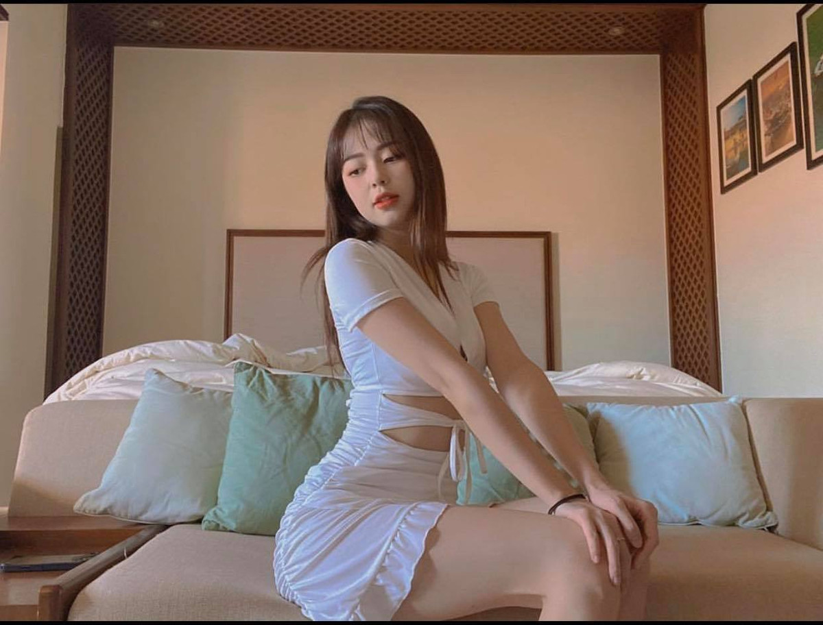 Dù chỉ cao 1m63 nhưng với tỉ lệ người cân đối, trông cô nàng hấp dẫn như một người mẫu đích thực.