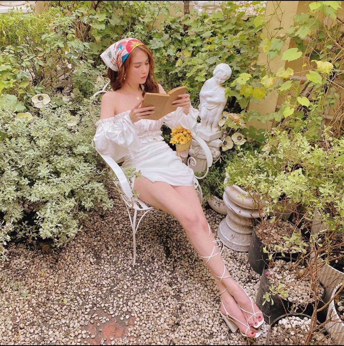 Rũ bỏ hình tượng sexy, Ngọc Trinh ngọt ngào hóa thành "cô nông dân" đốn tim fan.