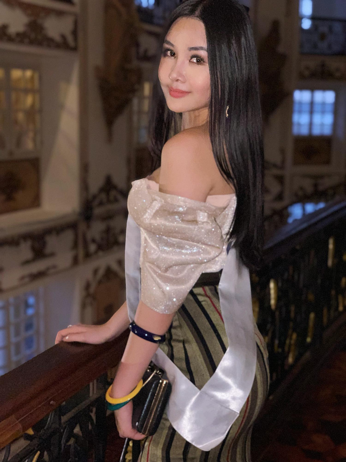 Hiện tại, Ngân Anh khẳng định mình không hợp với showbiz và muốn trở thành một người đẹp về tri thức.