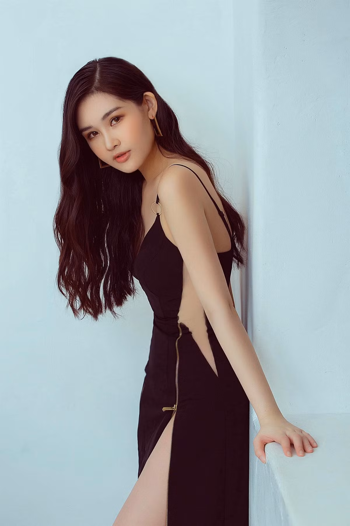 Nhan sắc ngày càng xinh đẹp của Lê Âu Ngân Anh.