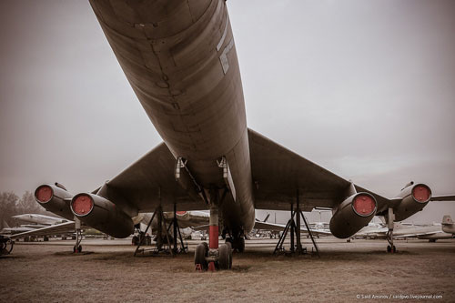 Nhung may bay chien dau ngoai dong Su va Mig o Nga-Hinh-2