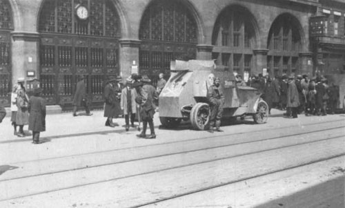 40 chiếc xe loại này đã được chuyển giao cho Đế quốc Nga trong năm 1916-1917 và được người Nga sửa đổi lại. Thật không may, không còn một chiếc xe nào kiểu này được bảo tồn cho đến ngày nay.