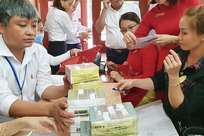 17 hộ bị thu hồi đất thuộc dự án sân bay Long Thành được đền bù thế nào? 17 ho bi thu hoi dat thuoc du an san bay Long Thanh duoc den bu the nao?