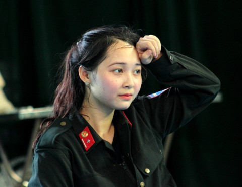 Me dam nu canh sat xinh dep mua vo o Nghe An-Hinh-5