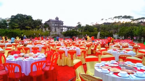 Tiet lo nguoi thuyet phuc 500 giang ho huy dai tiec tren dat Cang-Hinh-2