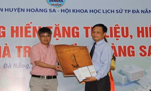 Hien tang nhieu hien vat tu lieu quy ve chu quyen Hoang Sa