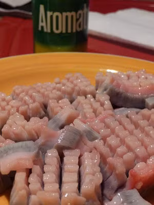 Được coi là một món ăn Giáng sinh kinh dị nhưng món ăn này được cho là rất giàu chất dinh dưỡng. Ảnh: blogspot.